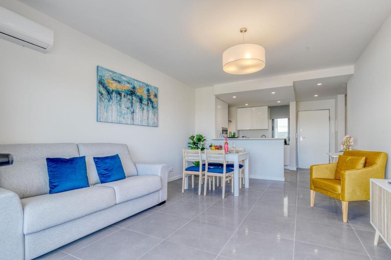 Lovely 2 Bedroom In Albur Village Lote A With Pool View *